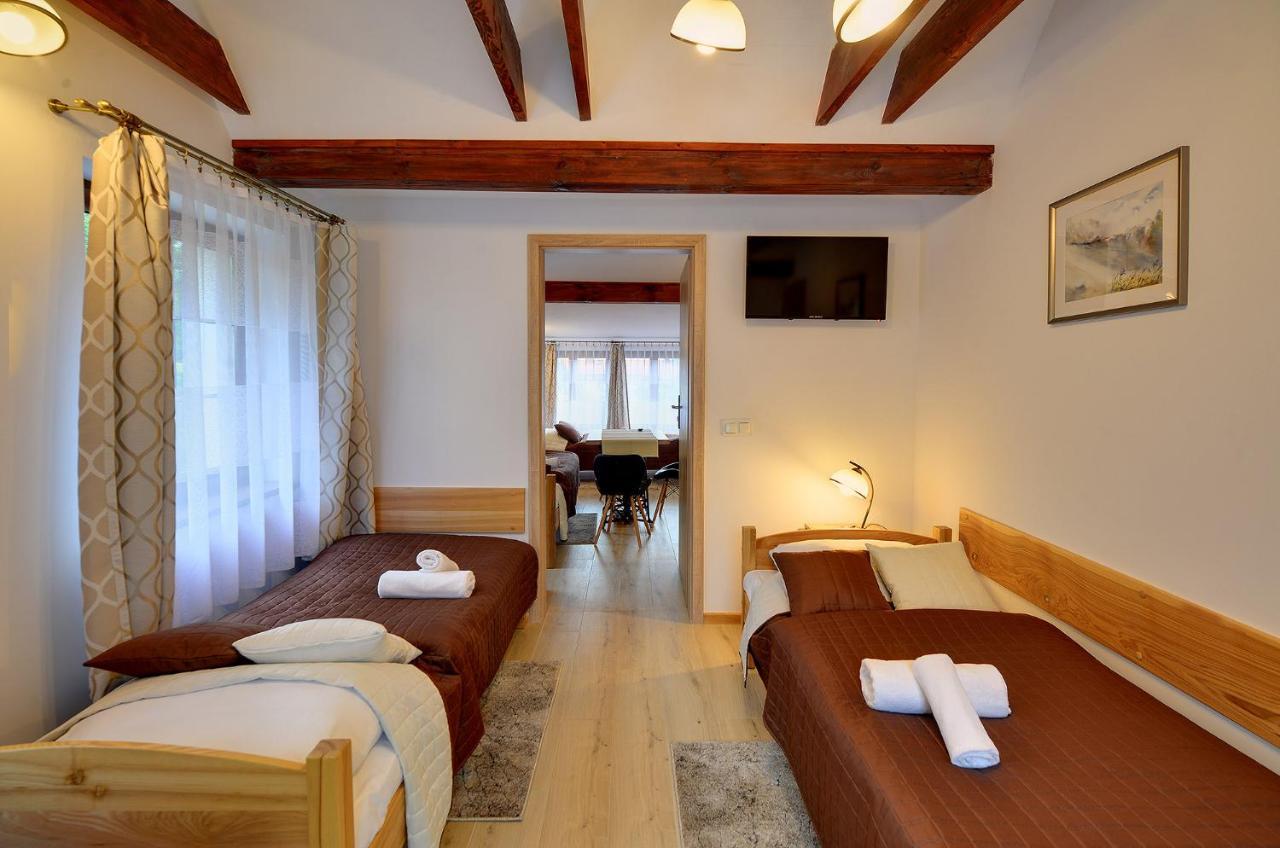 Dom Krawca - Pod Chojnikiem Apartment Jelenia Gora Bagian luar foto
