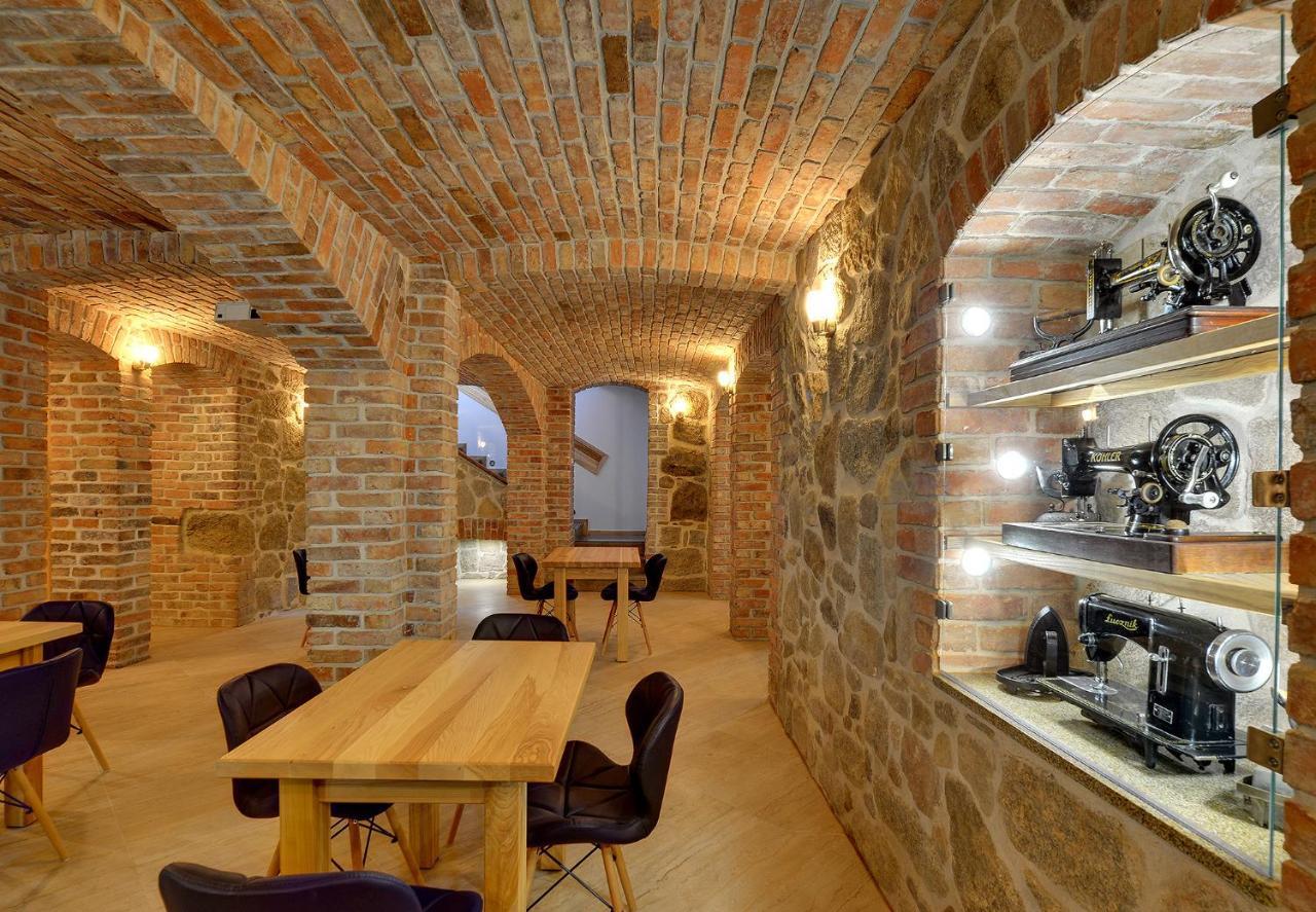 Dom Krawca - Pod Chojnikiem Apartment Jelenia Gora Bagian luar foto