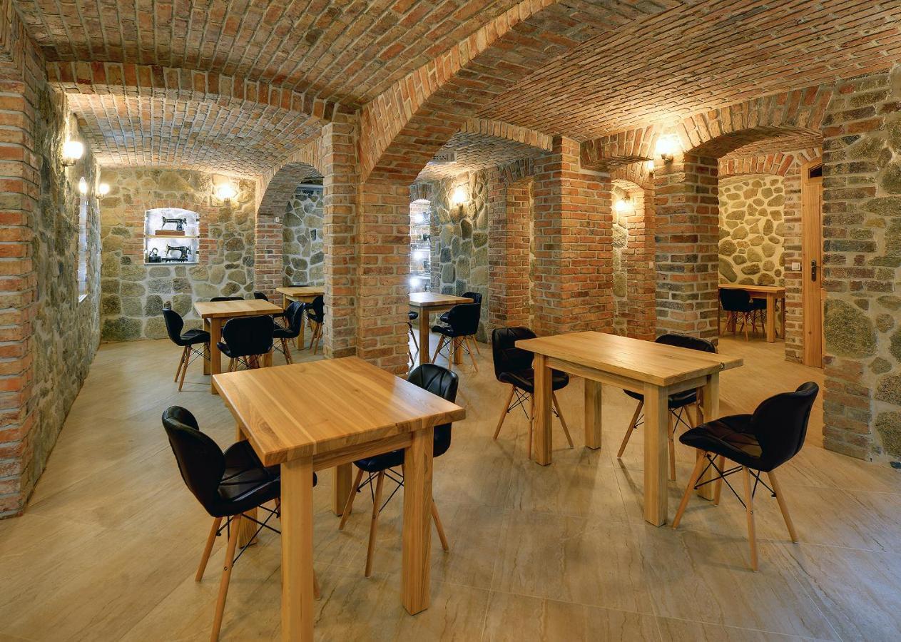 Dom Krawca - Pod Chojnikiem Apartment Jelenia Gora Bagian luar foto